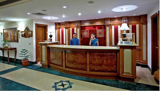 Hotel Ganga Residency Kuzhittura ภายนอก รูปภาพ